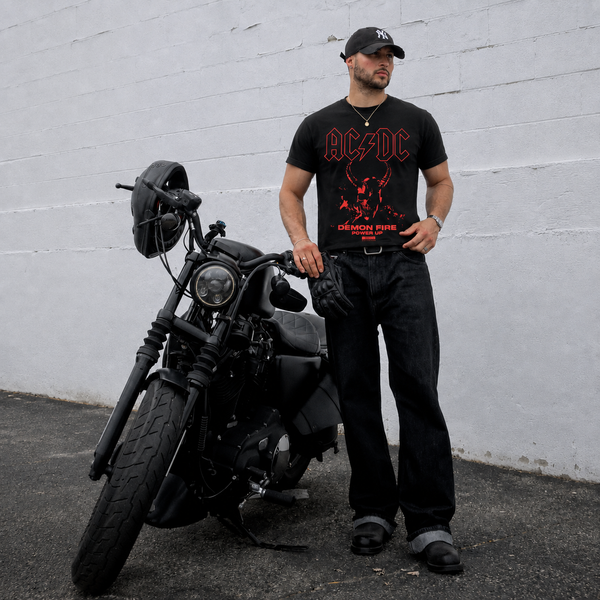 AC DC - Unisex Classic Crew T-Shirt